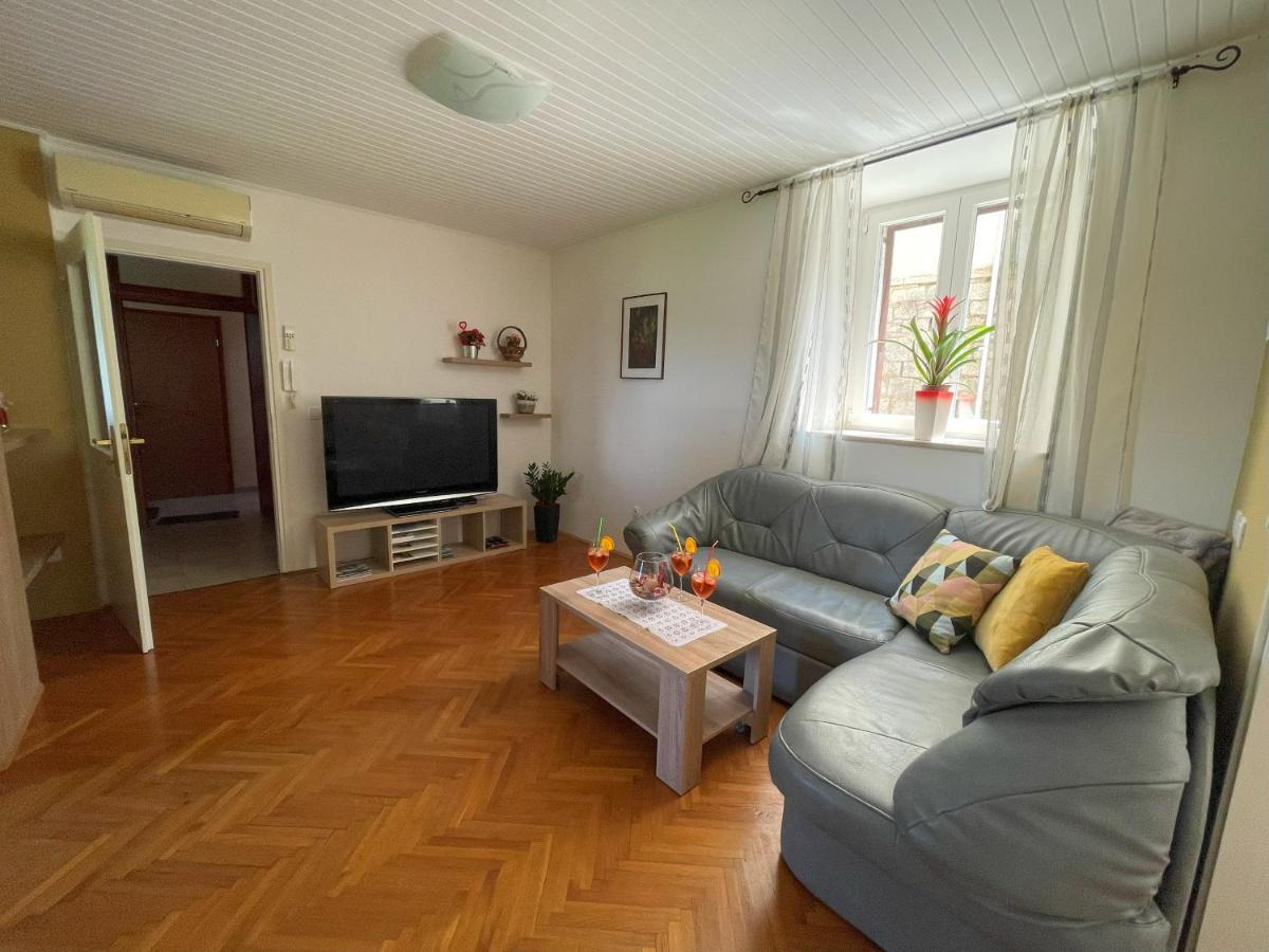 Apartment Kastel Pazin Zewnętrze zdjęcie